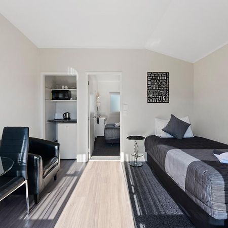 Central Inn Taupo Zewnętrze zdjęcie
