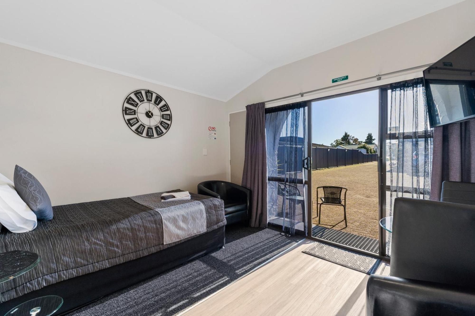 Central Inn Taupo Zewnętrze zdjęcie